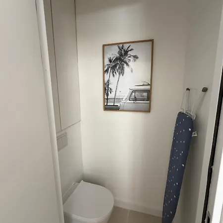 Modern 100m From Le Port Apartment Saint-Tropez